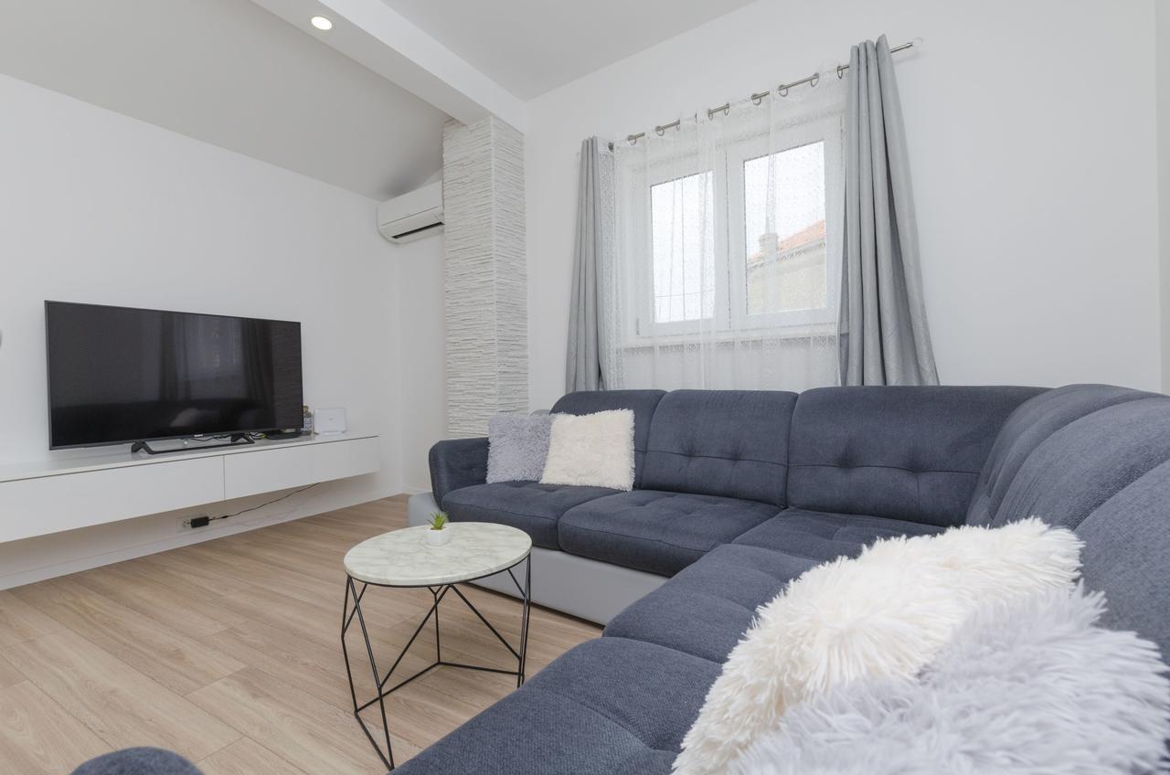 Apartments Dasa Primošten Dış mekan fotoğraf