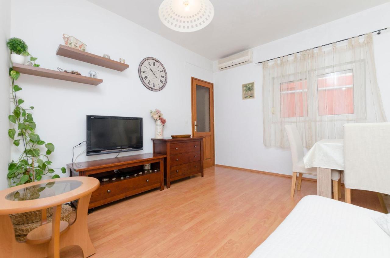 Apartments Dasa Primošten Dış mekan fotoğraf